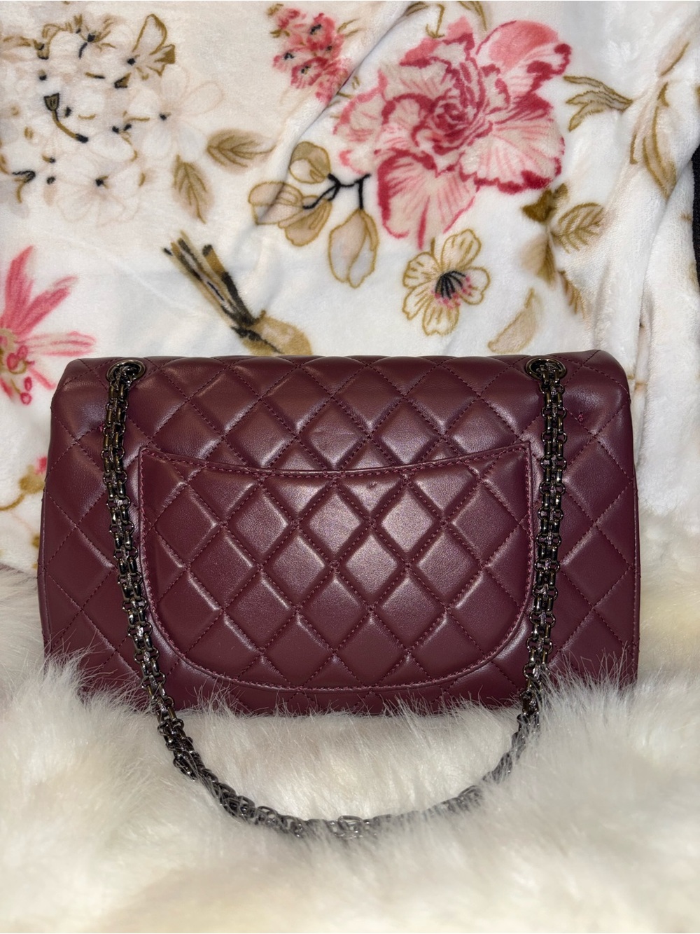 Burgundy Quilted Lambskin Shoulder Bag with Black Gunmetal Hardware - Picture 2 of 7